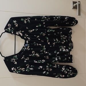 Flowy crop top blouse